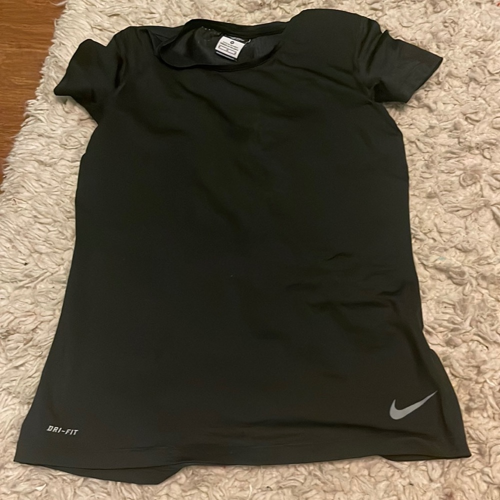 Black Nike top